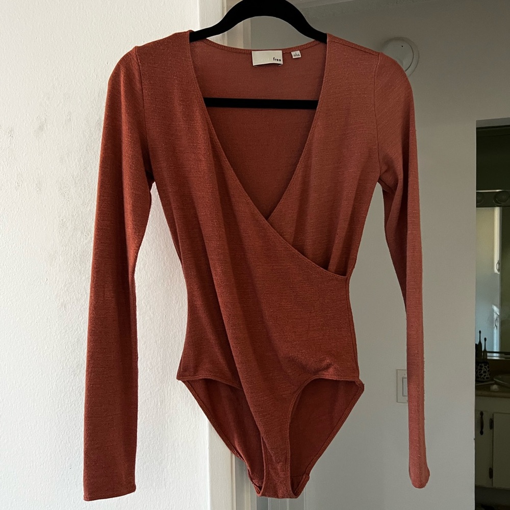 Aritzia bodysuit